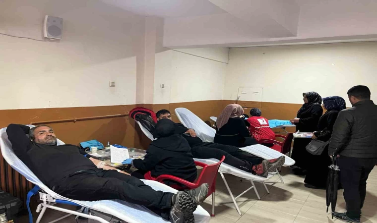 Ağrı’da ’Okulumda Kan’panya’ projesiyle kan bağışına yoğun ilgi