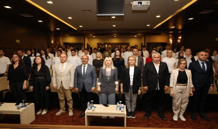 Akdeniz Üniversitesi’nde Gastronomi öğrencilerine ceket ve bıçak töreni