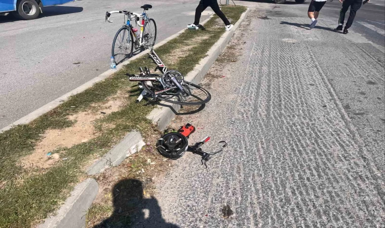 Antalya’da aracın çarptığı bisiklet sürücüsü hayatını kaybetti