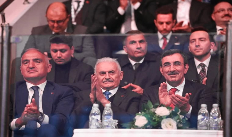 Bakan Ersoy: ”Erzurum, geçmişle geleceği, Doğu ile Batı’yı birleştiren canlı bir köprüdür”