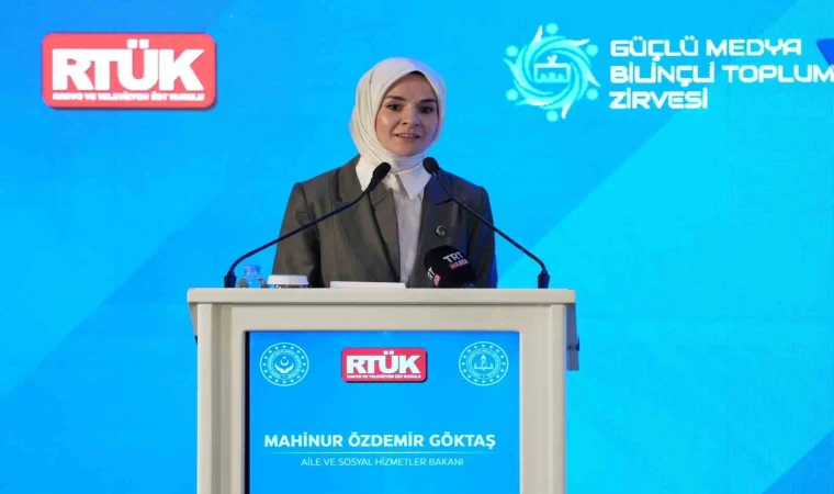 Bakan Göktaş: ”Medya sadece yansıtmaz, aynı zamanda şekillendirir”