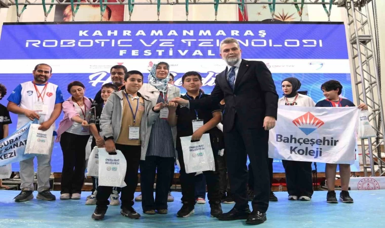 Başkan Görgel:”Türkiye Yüzyılının teminatı gençlerimizin yanındayız”