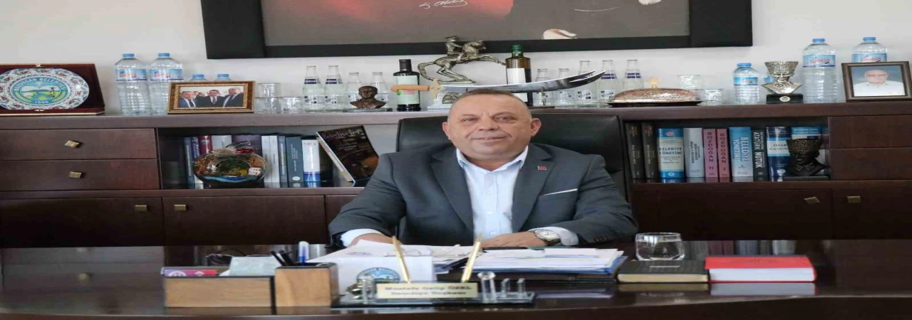 Başkan Özel: ”23 Nisan, geleceğe duyulan güvenin simgesidir”