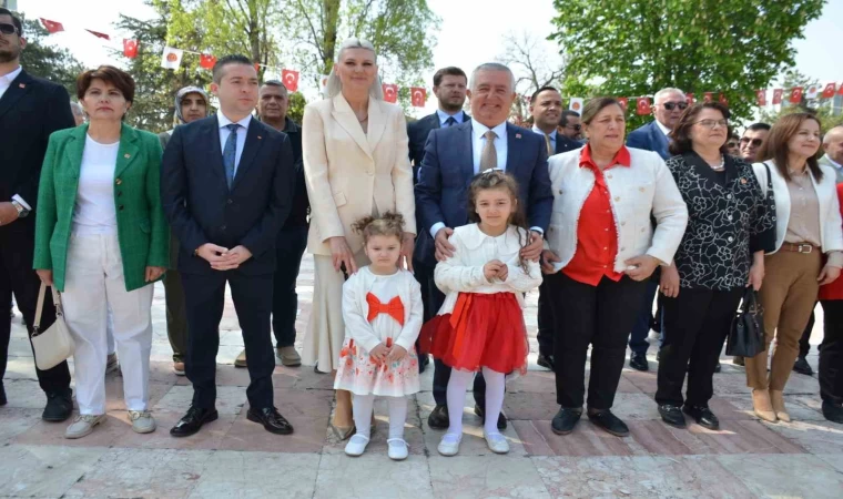 Başkan Subaşı, CHP’den alternatif çelenk sunma törenine katıldı