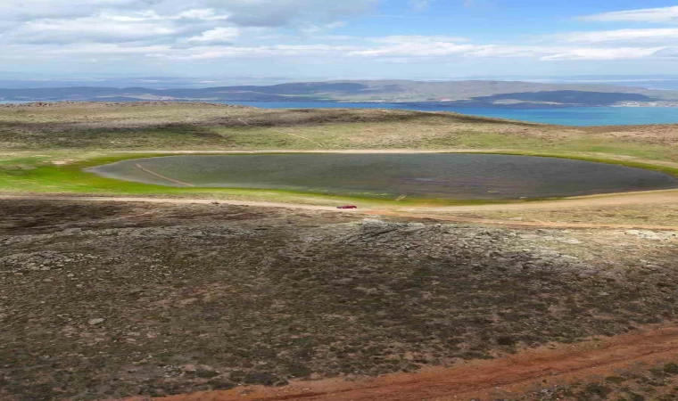 ’Bervi Gölü’ doğal güzelliği ile dikkat çekiyor