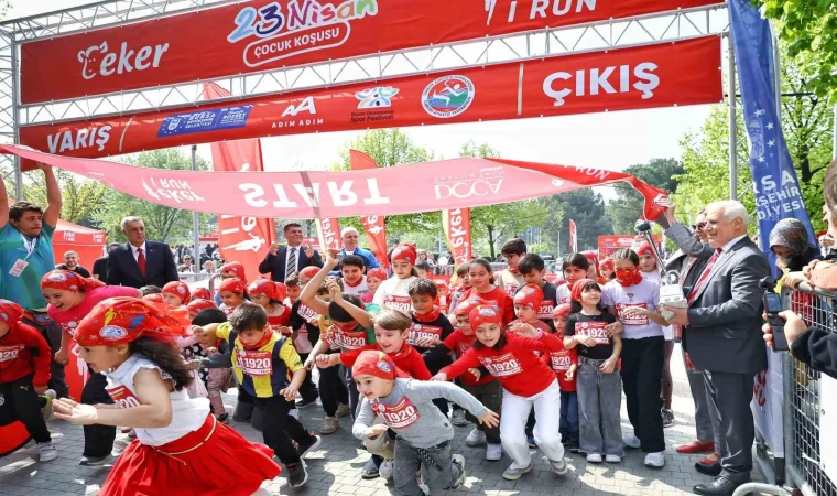 Binlerce çocuk 23 Nisan coşkusuyla koştu