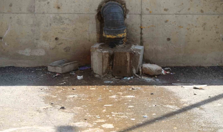 Bir yıldır kötü kokuyu duyarak yaşıyorlar