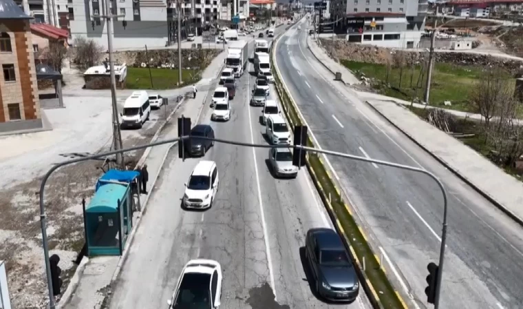 Bitlis’te ”Yaşama yol ver fermuar sistemi” tatbikatı yapıldı