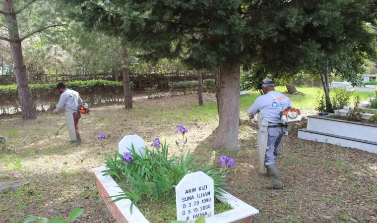Büyükşehir’den mezarlıklarda bakım onarım çalışması