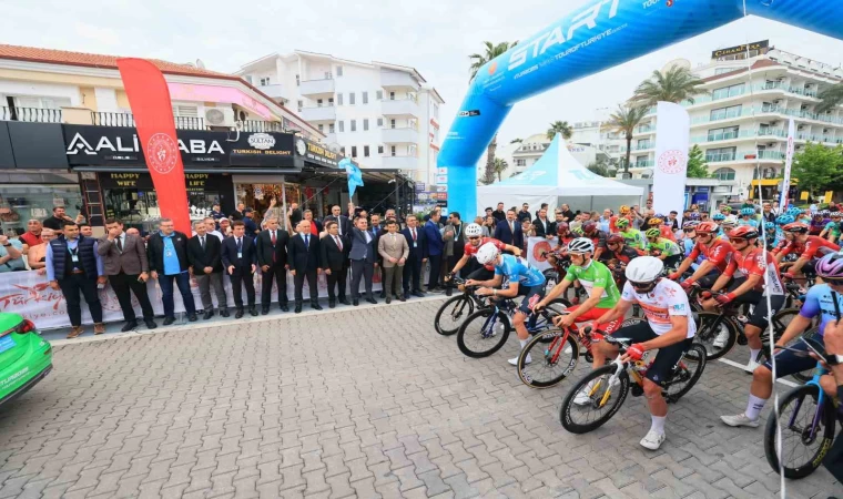 Cumhurbaşkanlığı Bisiklet turunun Marmaris-Kıran parkurunun startı verildi
