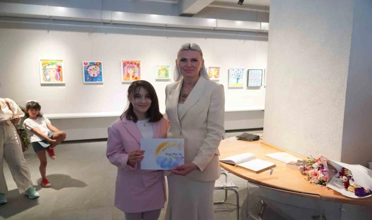 ’Deniz’in Kızı’ sergisi sanatseverle buluştu