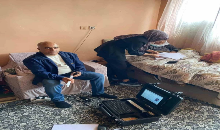 Doğubayazıt’ta 75 vatandaş yerinde kimlik hizmetiyle buluştu