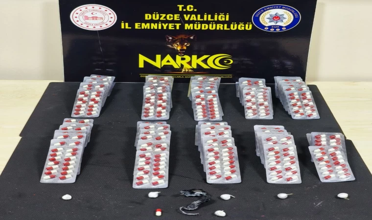 Düzce’de uyuşturucu satan 3 şahıs tutuklandı