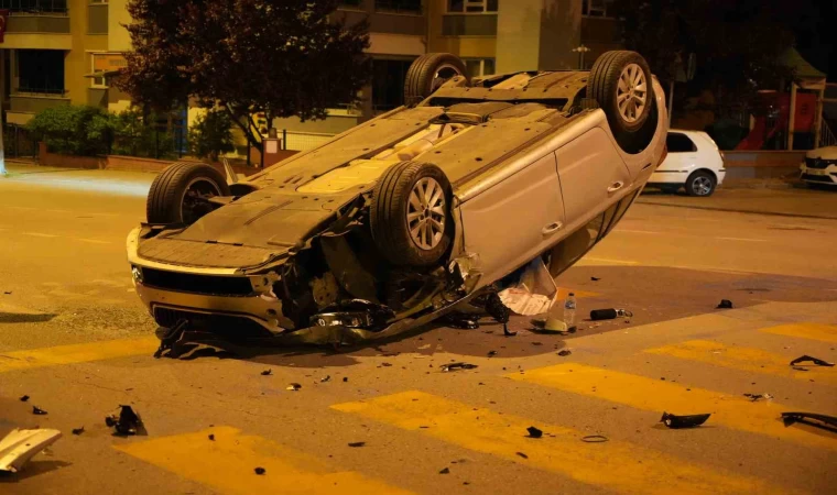 Edirne’de takla atan otomobilin sürücüsü yaralandı