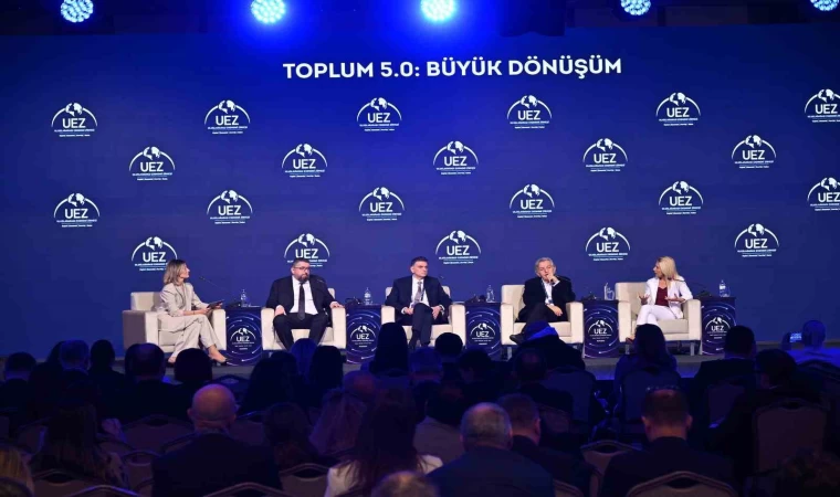 ”En akıllı toplum, teknolojiyi en insani kullanan olacak”