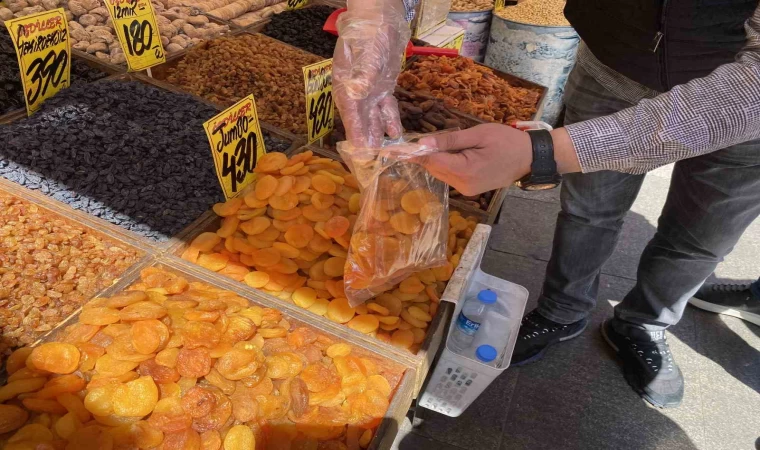 Esnaf, fırsatçılara karşı ithalat önerisinde bulundu