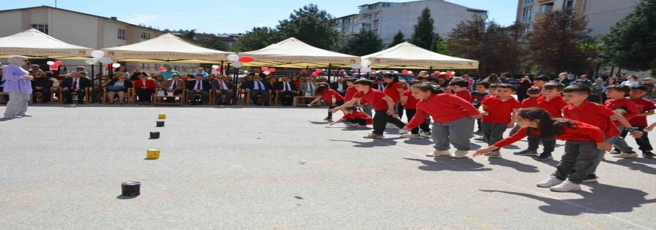 Geleneksel sokak oyunları yeniden yaşatıldı