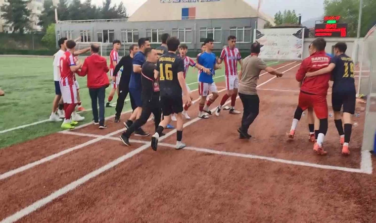 Gol sevinci ortalığı karıştırdı