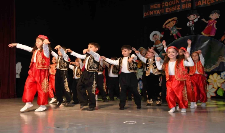 Gümüşhane’de 23 Nisan Ulusal Egemenlik ve Çocuk Bayramı coşkusu