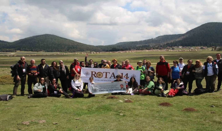 Hayatını kaybeden başkanlarının anısına yürüdüler