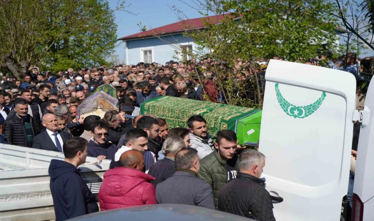 Heyelan faciasında ölen baba ile iki çocuğuna gözyaşı