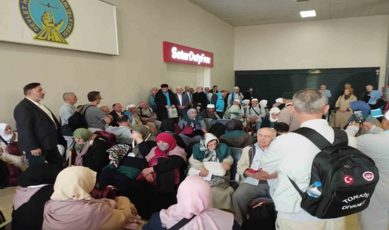 İlk hacı kafileleri kutsal topraklara yola çıktı