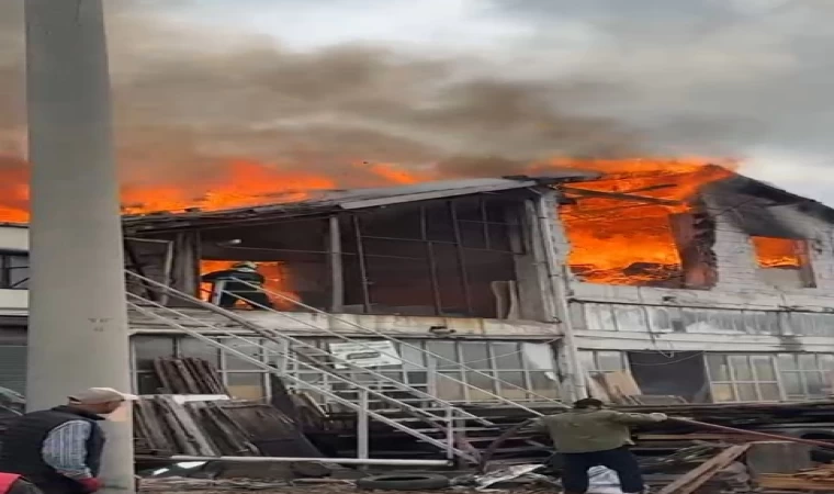 Isparta’da kereste imalathanesinde yangın