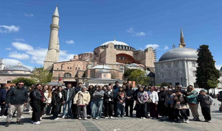 İstanbul’u gezdiler