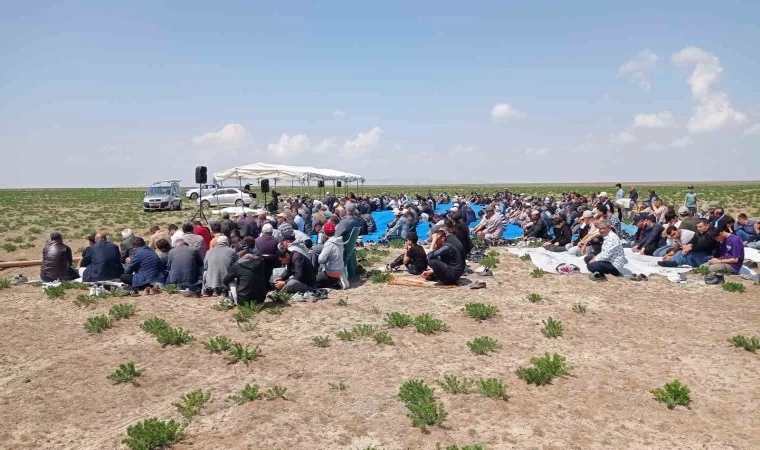 Karapınar’da kuraklık nedeniyle yağmur duası yapıldı