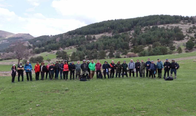 Kırmızı Tepeler’de gökkuşağı şöleni