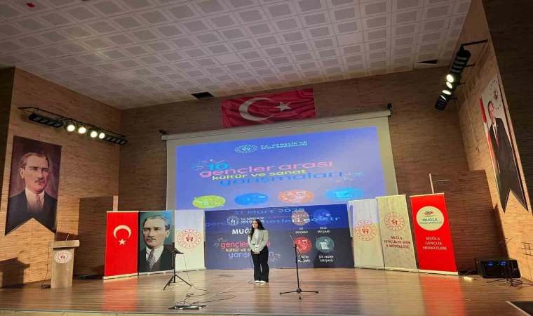 Köyceğizli Eren, şiir okuma yarışmasında il birincisi oldu