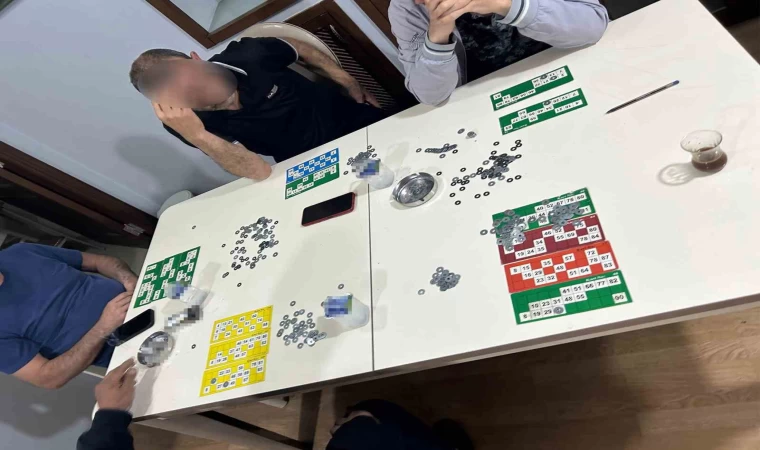 Kumar oynatıp canlı yayınladı, polis baskın yaptı