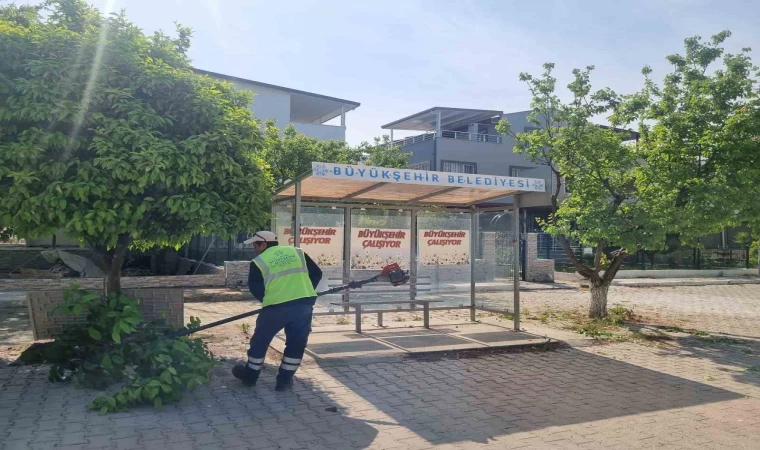 Kuşadası’nda Aydın Büyükşehir Belediyesi’nin çalışmaları sürüyor