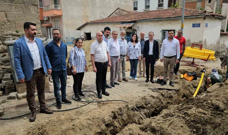 Kuyucak’ta doğalgaz altyapı çalışmaları hızla ilerliyor