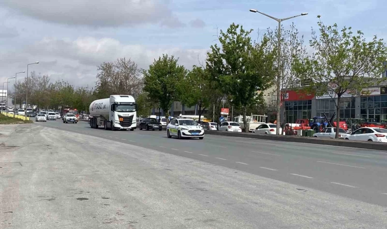 LNG dolu tankerdeki sızıntı paniğe neden oldu