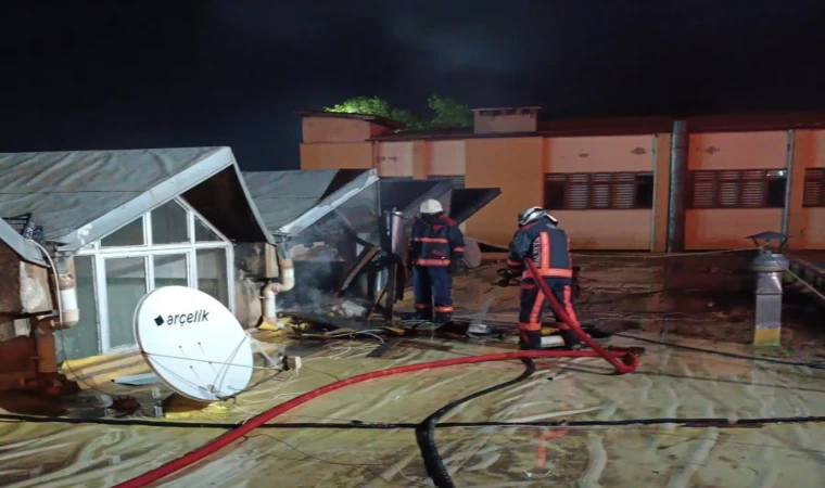 Malatya’da çatı yangını korkuttu