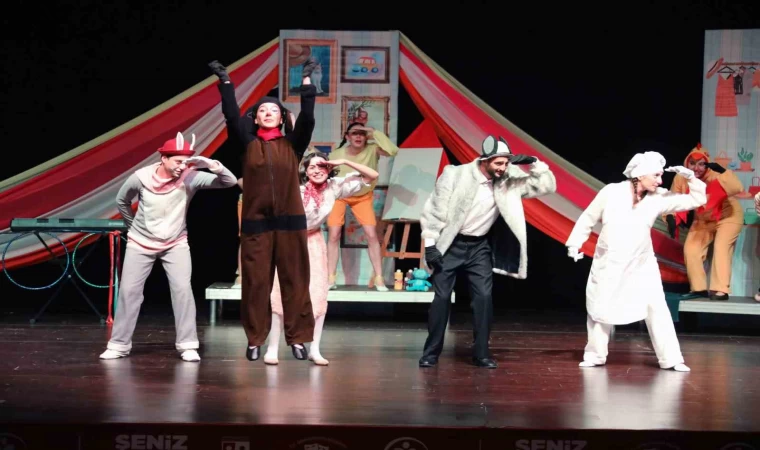 Menteşe Belediye Tiyatrosu uluslararası festivalde sahne aldı