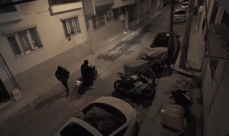 Motosikletin hız göstergesini çaldılar