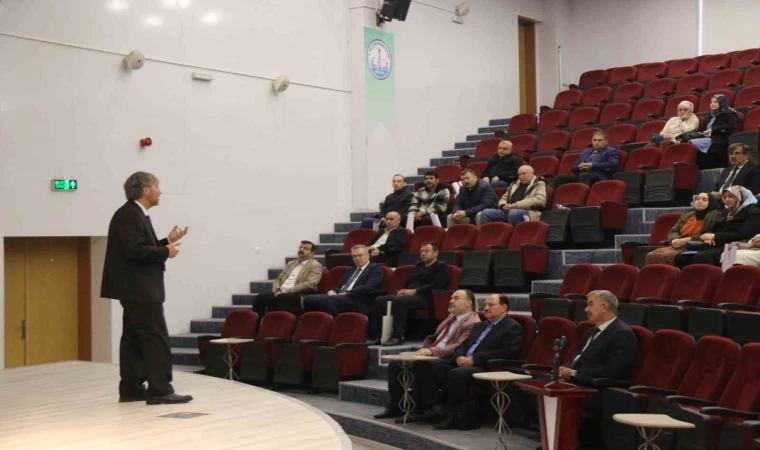 ”Örgün Eğitimle Birlikte Hafızlık Projesi” tanıtım toplantısı Kütahya’da gerçekleştirildi