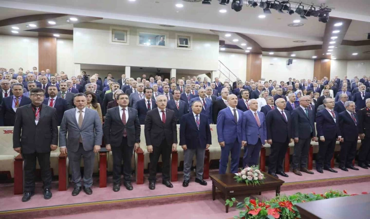 Rektör Hacımüftüoğlu, 261. Üniversitelerarası kurul toplantısına katıldı