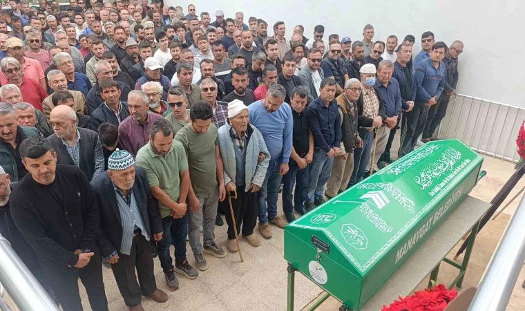 Rusya’da hayatını kaybeden dağcı Antalya’da son yolculuğuna uğurlandı