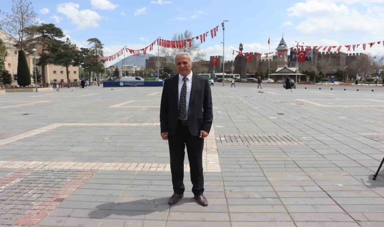 Şahin’den meydanda çağrı: ”Meydan kavgası arasında işçinin hakları güme gidiyor”