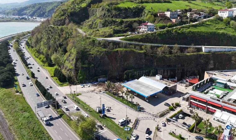 Samsun’da 3 kişinin öldüğü heyelan bölgesi havadan görüntülendi