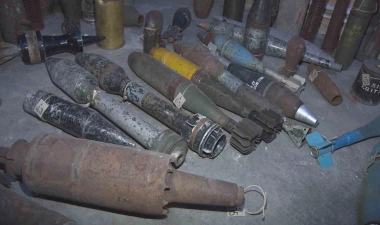 Sergilenecek yer bulunamayan tarihi eserler çürümeye terk edildi