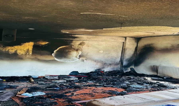 Siirt’te sobadan çıkan kıvılcımlar evi küle çevirdi
