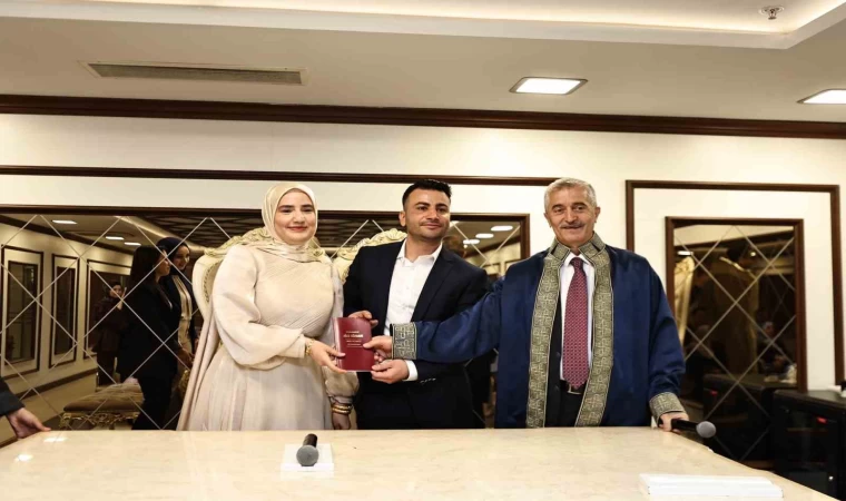 Tahmazoğlu’ndan yeni evlenecek çiftlere sürpriz