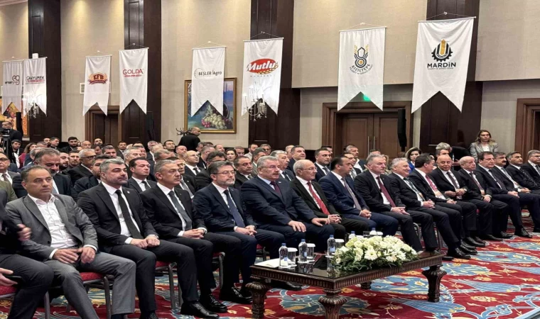 Tarım ve Orman Bakanı İbrahim Yumaklı, Mardin’de ’2025 Hasat Öncesi Hububat Kongresi’ne katıldı