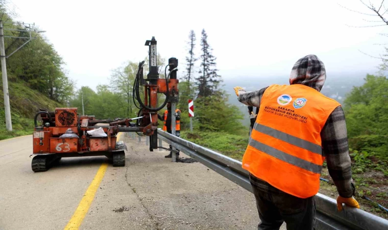Taşyatak’ta çelik bariyer montajı tamam