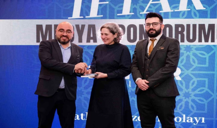 Türk ajansı, İngiltere’deki başarılarıyla Hackney Belediye Başkanı’ndan övgü aldı