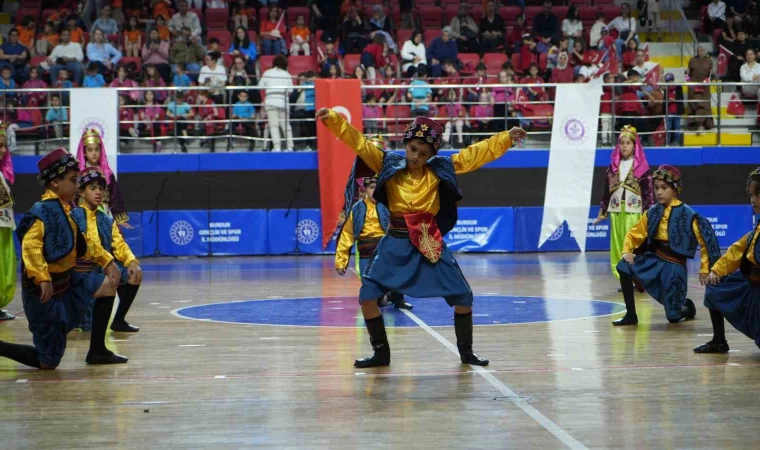 Ulusal Egemenlik ve Çocuk Bayramı Burdur’da coşkuyla kutlandı